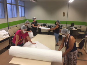 Servidores e alunos do Ifal compõem frente engajada na produção de 5.000 máscaras