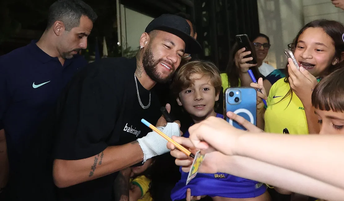 Neymar se apresenta, e Seleção Brasileira está quase completa para a Data Fifa