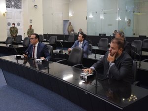 Pandemia é deixada de lado e deputados estaduais trocam farpas em sessão Plenária