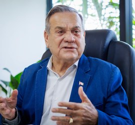 Ronaldo Lessa pode fazer dobradinha com Renan Calheiros após movimento da direita