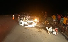 Colisão frontal deixa motoqueiro morto na AL 465 em Japaratinga