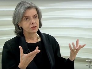 Cármen Lúcia e Thompson Flores discutem detalhes do julgamento de Lula
