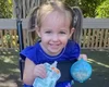 Menina de 3 anos morre após prender a cabeça em cozinha de brinquedo