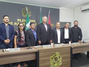 Preso por cobrar propina, Arnaldo Higino assume novamente prefeitura 