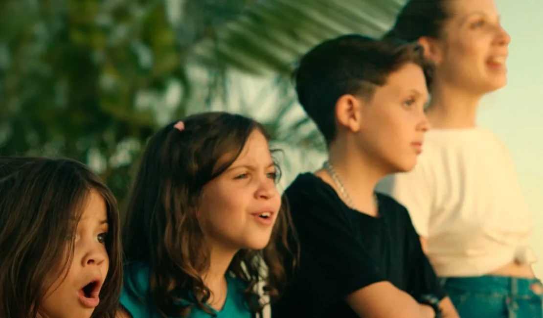 Influencer do DF estrela filme que registra vida real de mãe e filhos
