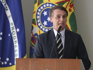 Encontro com Trump é oportunidade para reforçar laços, diz Bolsonaro