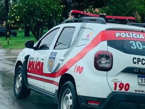 Homens encapuzados e armados roubam motocicleta no bairro Planalto