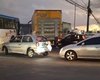 [Vídeo] Acidente entre carro e caminhão deixa trânsito lento na Avenida Menino Marcelo, em Maceió