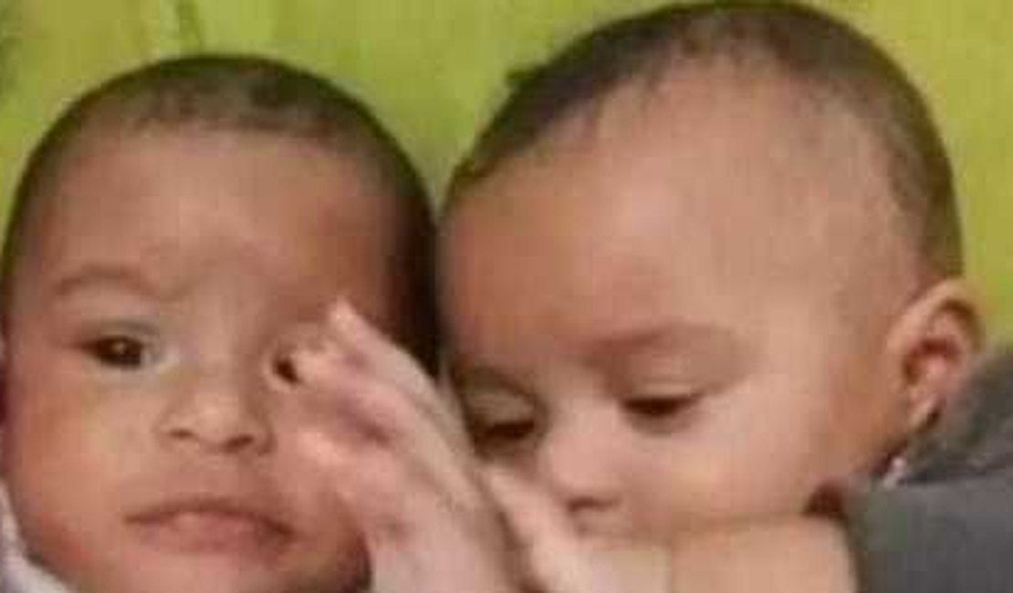 Bebês gêmeos morrem após fogão cair sobre eles