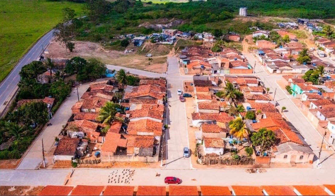Prefeito Luciano Barbosa entrega drenagem e pavimentação da comunidade Mangabeiras Nesta segunda