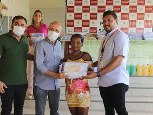 Gestantes assistidas pelo CRIA em Penedo recebem enxoval para bebê