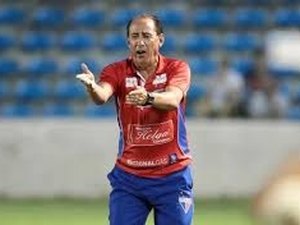 Recuperado de cirurgia, técnico Nedo Xavier está de volta ao futebol