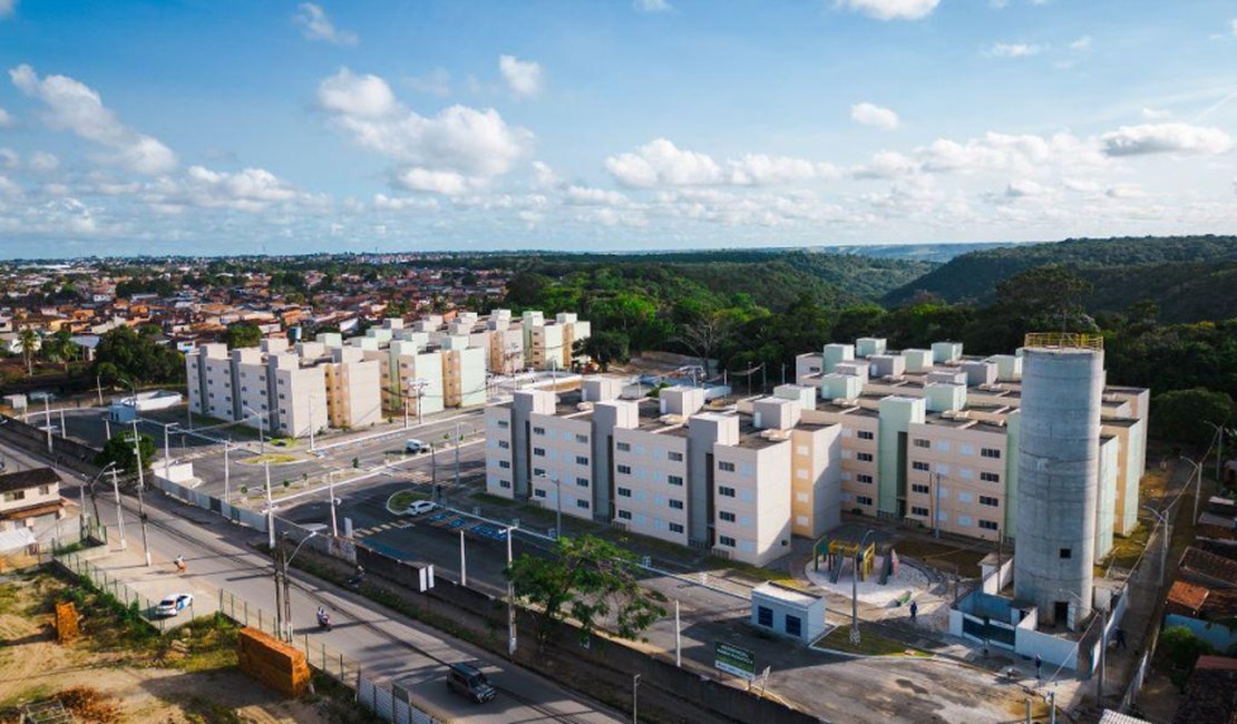 Contemplados no sorteio habitacional da Prefeitura de Maceió devem receber a chave nesta terça (24)