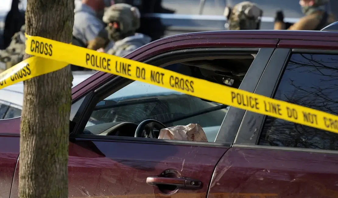 Agente de imigração atira e mata mulher em Minneapolis, nos EUA