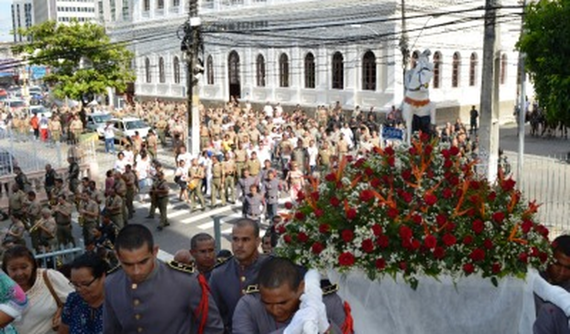 Polícia Militar celebra procissão e missa de São Jorge nesta segunda (29)
