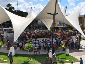 [Vídeo] ‘Cultura na Praça’ retorna com muito forró em Arapiraca