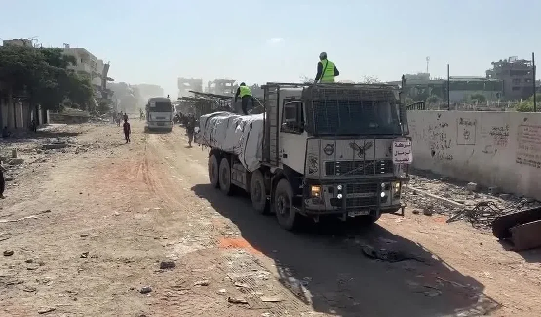 Ajuda humanitária começa a chegar a Gaza no segundo dia de cessar-fogo