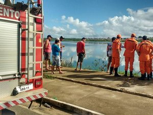 Bombeiros são acionados para ocorrência de afogamento no Lago da Perucaba 