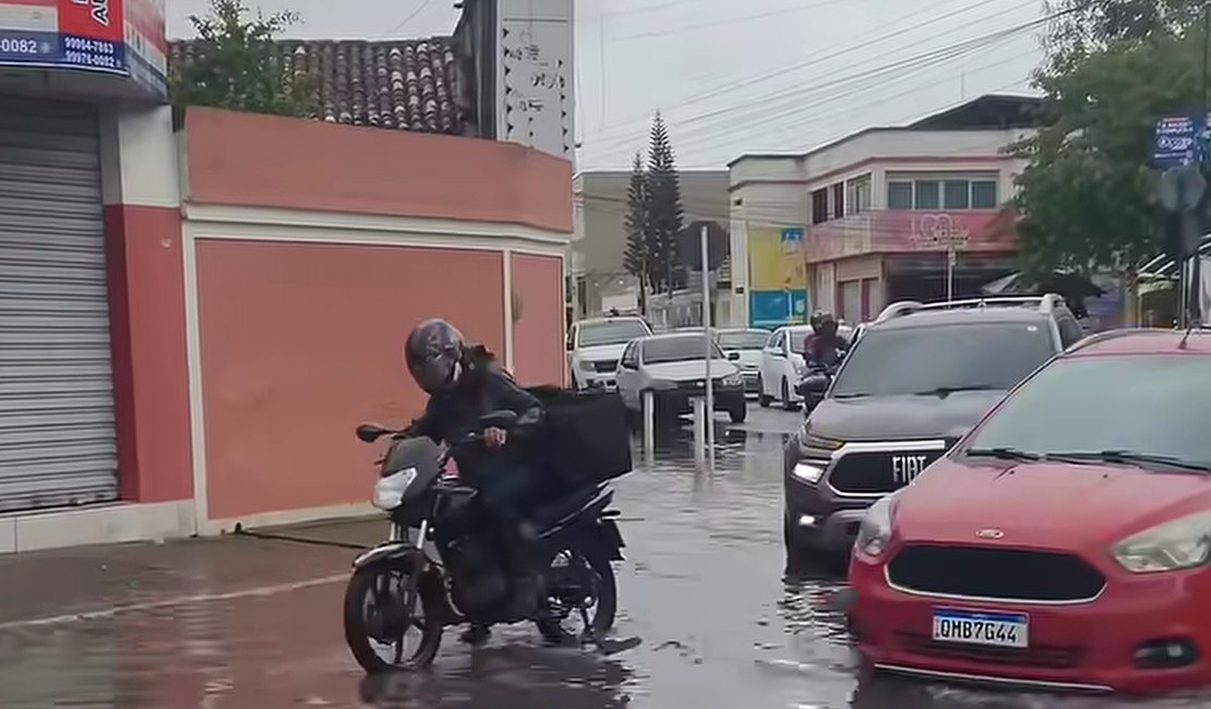 Chuvas provocam adiamento de evento em homenagem ao Dia das Mães em Arapiraca