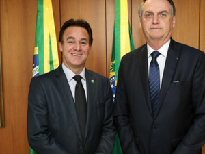 Patriota afasta presidente por negociar filiação de Jair Bolsonaro