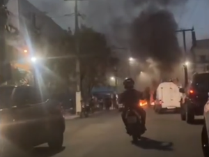 Moradores fecham via no bairro do Bom Parto em protesto contra falta d'água