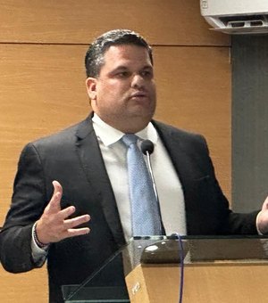 Após revogação da prisão, Thiago ML participa de sessão da Câmara de Arapiraca e dá versão sobre o caso