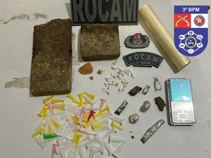 Após tentar fugir, jovem é autuado por tráfico de drogas em Canafístula, Arapiraca