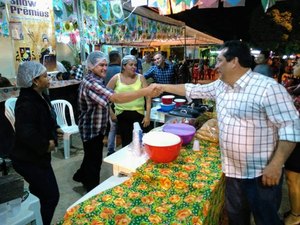 Severino Pessoa prestigia eventos juninos em Arapiraca