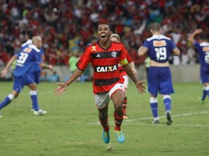 Flamengo e Cruzeiro tentam quebrar sina dos gigantes na Copa do Brasil