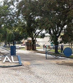 Ufal lança edital para contratação de professor visitante