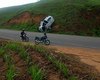 Carro capota após passar por curva na rodovia AL-105 em Porto Calvo