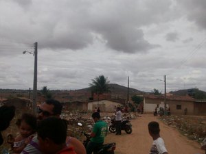 Operação da Polícia Militar prende homem com arma de fogo no Quati, em Arapiraca