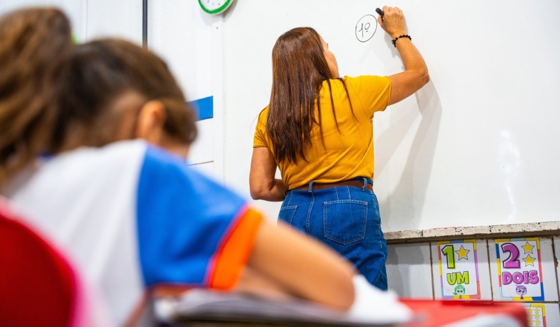 Prefeitura de Maceió lança novo PSS com mais de 5,7 mil vagas, em diferentes cargos, na Educação