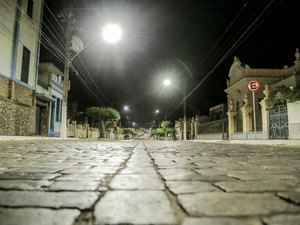 Luminárias de LED dão nova vida à iluminação pública de Penedo