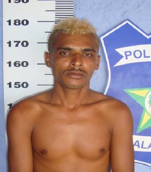 Com mandado de prisão em aberto, homem é preso com drogas