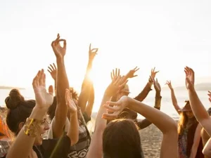 52% dos solteiros preferem carreira solo, aponta pesquisa