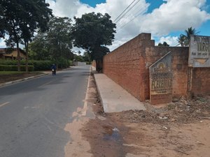 [Vídeo] Moradores cobram implantação de lombadas e sinalização na estrada que liga a Canafístula ao Cangandu
