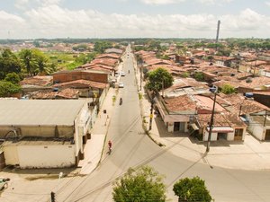 Infraestrutura finaliza pavimentação de avenida no Conjunto Eustáquio Gomes