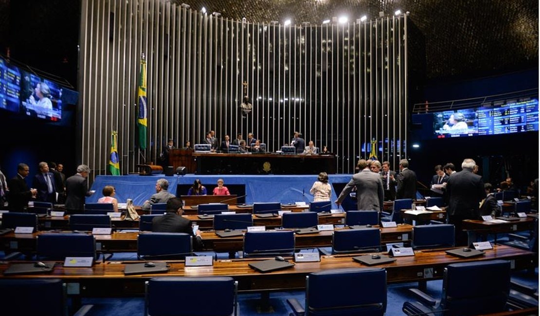 Senado pode concluir votação da PEC do foro privilegiado