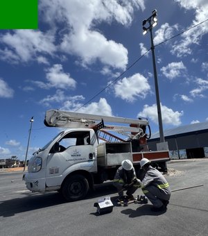Prefeitura avança com obras para iluminação no novo Mercado da Produção