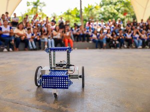 Mais de 300 alunos e alunas da rede municipal de ensino participam da II Expomatec