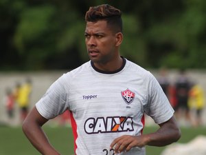 Diretoria do CRB anuncia contratação do atacante Wallyson, ex-Vitória