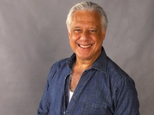 'Fui preso em Cingapura', revela Antonio Fagundes sobre viagem
