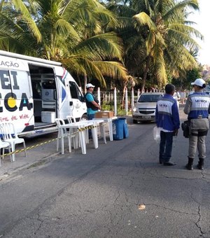 Lei Seca prende motorista embriagado e flagra 10 inabilitados em Maceió