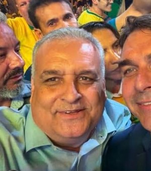 Michelle Bolsonaro celebra Alfredo Gaspar como vice e compartilha foto com Flávio