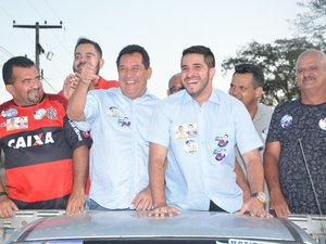 Caravana de Severino e Randerson movimenta a zona rural de Arapiraca
