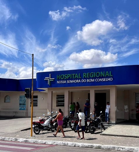 Homem faz ameaças, agride funcionário de hospital e é preso em Arapiraca