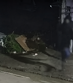Câmeras registram invasão de residência onde adolescente foi morta a tiros em Murici
