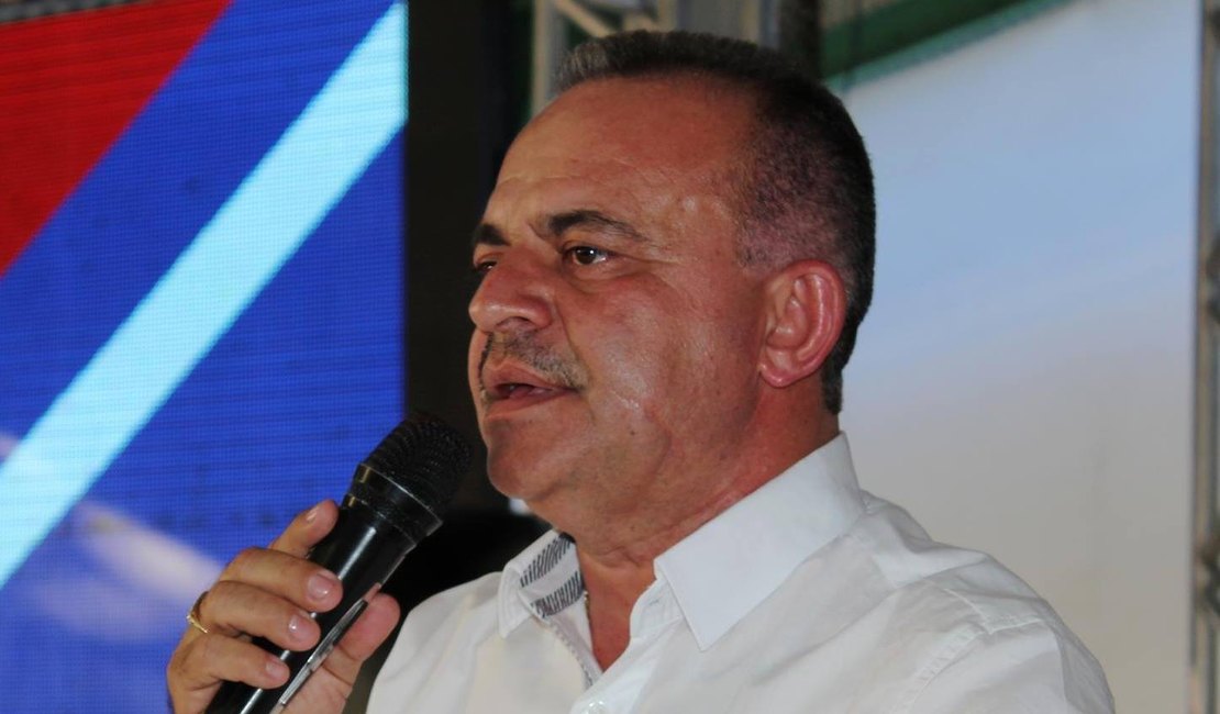 Ex-prefeito de Taquarana critica mudanças no horário de atendimento de hospital do município