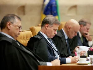 PGR se manifesta a favor de retirar sigilo sobre pagamentos de Vorcaro